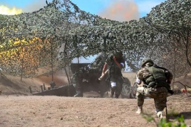 &Iota;&mu;&pi;&epsilon;&rho;&iota;&alpha;&lambda;&iota;&sigma;&tau;&iota;&kappa;ή &alpha;&nu;&tau;&iota;&pi;&alpha;&rho;ά&theta;&epsilon;&sigma;&eta; &sigma;&tau;&eta;&nu; &Omicron;&upsilon;&kappa;&rho;&alpha;&nu;ί&alpha;: &Sigma;&epsilon; &tau;&rho;&omicron;&chi;&iota;ά &nu;έ&alpha;&sigmaf; &omicron;&lambda;έ&theta;&rho;&iota;&alpha;&sigmaf; &kappa;&lambda;&iota;&mu;ά&kappa;&omega;&sigma;&eta;&sigmaf; &eta; &sigma;ύ&gamma;&kappa;&rho;&omicron;&upsilon;&sigma;&eta; &Nu;&Alpha;&Tau;&Omicron; - &Rho;&omega;&sigma;ί&alpha;&sigmaf;