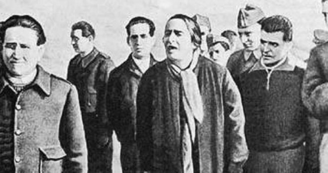1936: &Sigma;&tau;&iota;&sigmaf; &phi;&lambda;ό&gamma;&epsilon;&sigmaf; &tau;&omicron;&upsilon; &epsilon;&mu;&phi;ύ&lambda;&iota;&omicron;&upsilon; &pi;&omicron;&lambda;έ&mu;&omicron;&upsilon; &eta; &Iota;&sigma;&pi;&alpha;&nu;ί&alpha;