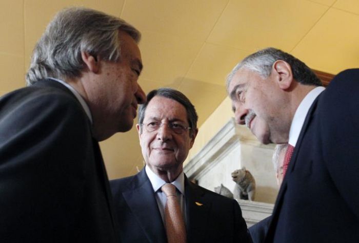 &Alpha;&pi;&omicron;&gamma;&omicron;ή&tau;&epsilon;&upsilon;&sigma;&eta; &epsilon;&kappa;&phi;&rho;ά&zeta;&epsilon;&iota; &tau;&omicron; &laquo;&upsilon;&pi;&epsilon;&xi;&raquo; &gamma;&iota;&alpha; &tau;&eta;&nu; έ&kappa;&theta;&epsilon;&sigma;&eta; &tau;&omicron;&upsilon; &Gamma;.&Gamma;. &tau;&omicron;&upsilon; &Omicron;&Eta;&Epsilon;