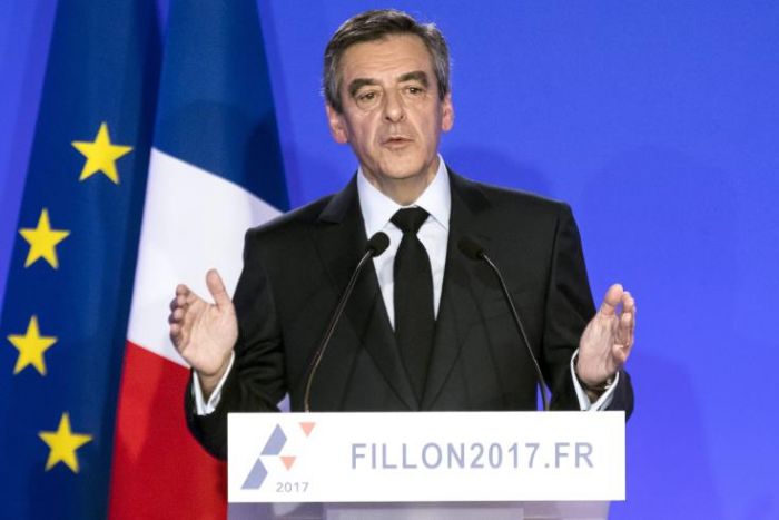 &Alpha;&pi;&alpha;&gamma;&gamma;έ&lambda;&theta;&eta;&kappa;&alpha;&nu; &kappa;&alpha;&tau;&eta;&gamma;&omicron;&rho;ί&epsilon;&sigmaf; &sigma;&epsilon; &beta;ά&rho;&omicron;&sigmaf; &tau;&omicron;&upsilon; &Phi;&iota;&gamma;&iota;ό&nu;