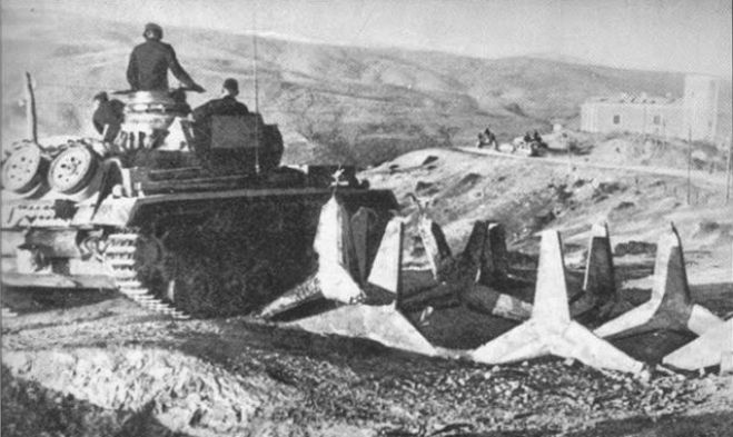 &Sigma;&tau;&iota;&sigmaf; 6 &Alpha;&pi;&rho;&iota;&lambda;ί&omicron;&upsilon; 1941 &eta; &nu;&alpha;&zeta;&iota;&sigma;&tau;&iota;&kappa;ή &Gamma;&epsilon;&rho;&mu;&alpha;&nu;ί&alpha; &epsilon;&pi;&iota;&tau;ί&theta;&epsilon;&tau;&alpha;&iota; &sigma;&tau;&eta;&nu; &Epsilon;&lambda;&lambda;ά&delta;&alpha;
