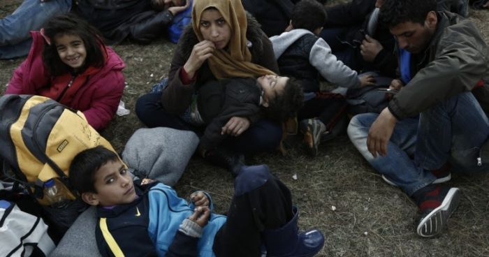 &Tau;&alpha; &rho;ή&gamma;&mu;&alpha;&tau;&alpha; &tau;&eta;&sigmaf; &nu;έ&alpha;&sigmaf; &chi;&rho;&omicron;&nu;&iota;ά&sigmaf;