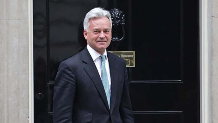 &Beta;&rho;&epsilon;&tau;&alpha;&nu;ί&alpha;: Έ&tau;&omicron;&iota;&mu;&eta; &nu;&alpha; &alpha;&pi;&omicron;&delta;&epsilon;&chi;&theta;&epsilon;ί ό,&tau;&iota; &sigma;&upsilon;&mu;&phi;&omega;&nu;&eta;&theta;&epsilon;ί &epsilon;&pi;ί &tau;&eta;&sigmaf; &alpha;&sigma;&phi;ά&lambda;&epsilon;&iota;&alpha;&sigmaf;