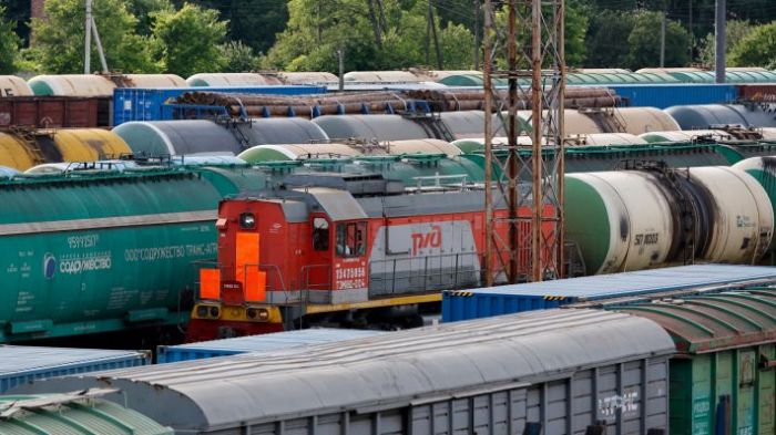 &Kappa;&lambda;&iota;&mu;&alpha;&kappa;ώ&nu;&epsilon;&tau;&alpha;&iota; &eta; &alpha;&nu;&tau;&iota;&pi;&alpha;&rho;ά&theta;&epsilon;&sigma;&eta; &gamma;&iota;&alpha; &tau;&omicron;&nu; &sigma;&iota;&delta;&eta;&rho;&omicron;&delta;&rho;&omicron;&mu;&iota;&kappa;ό &alpha;&pi;&omicron;&kappa;&lambda;&epsilon;&iota;&sigma;&mu;ό &tau;&omicron;&upsilon; &Kappa;&alpha;&lambda;ί&nu;&iota;&nu;&gamma;&kappa;&rho;&alpha;&nu;&tau;