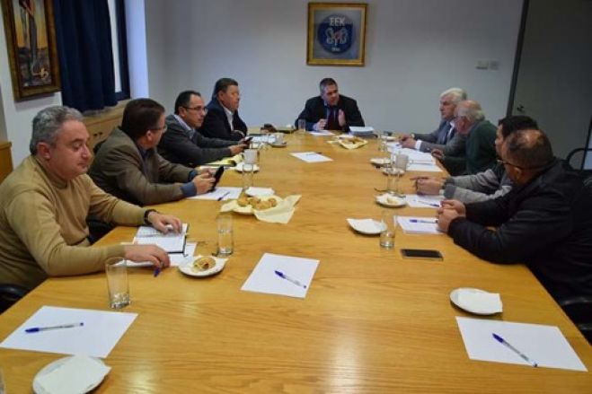 Λύση που να προάγει τις αρχές της δημοκρατίας