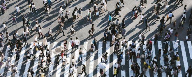 Eurostat: &Omicron; &pi;&lambda;&eta;&theta;&upsilon;&sigma;&mu;ό&sigmaf; &tau;&eta;&sigmaf; &Epsilon;&Epsilon; &sigma;&upsilon;&rho;&rho;&iota;&kappa;&nu;ώ&theta;&eta;&kappa;&epsilon; &gamma;&iota;&alpha; &delta;&epsilon;ύ&tau;&epsilon;&rho;&eta; &sigma;&upsilon;&nu;&epsilon;&chi;ή &chi;&rho;&omicron;&nu;&iota;ά &lambda;ό&gamma;&omega; &kappa;&omicron;&rho;&omega;&nu;&omicron;ϊ&omicron;ύ