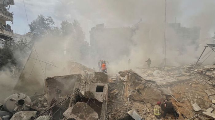 &Mu;έ&sigma;&eta; &Alpha;&nu;&alpha;&tau;&omicron;&lambda;ή: &Iota;&sigma;&rho;&alpha;ή&lambda; &kappa;&alpha;&iota; &Eta;&Pi;&Alpha; &sigma;&pi;έ&rho;&nu;&omicron;&upsilon;&nu; &tau;&omicron;&nu; ό&lambda;&epsilon;&theta;&rho;&omicron; &sigma;&tau;&omicron;&upsilon;&sigmaf; &lambda;&alpha;&omicron;ύ&sigmaf; &tau;&eta;&sigmaf; &Gamma;ά&zeta;&alpha;&sigmaf;, &tau;&omicron;&upsilon; &Lambda;&iota;&beta;ά&nu;&omicron;&upsilon; &kappa;&alpha;&iota; &tau;&eta;&sigmaf; &Upsilon;&epsilon;&mu;έ&nu;&eta;&sigmaf;