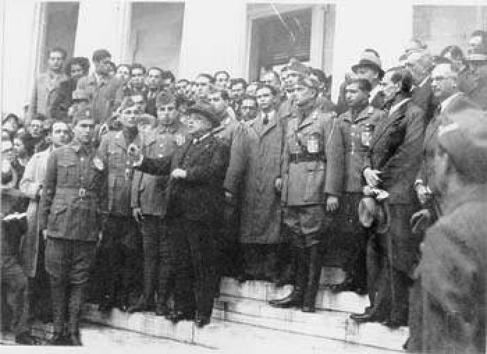 &Eta; &Delta;&iota;&kappa;&tau;&alpha;&tau;&omicron;&rho;ί&alpha; &tau;&eta;&sigmaf; 4&eta;&sigmaf; &Alpha;&upsilon;&gamma;&omicron;ύ&sigma;&tau;&omicron;&upsilon; 1936