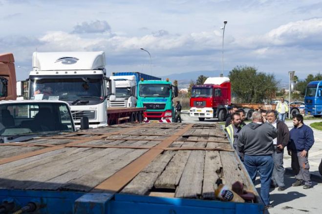 &Pi;&rho;&omicron;&beta;&lambda;ή&mu;&alpha;&tau;&alpha; &kappa;&alpha;&iota; &sigma;ή&mu;&epsilon;&rho;&alpha; &gamma;&iota;&alpha; &tau;&omicron;&upsilon;&sigmaf; &mu;&epsilon;&tau;&alpha;&phi;&omicron;&rho;&epsilon;ί&sigmaf; &sigma;&tau;&omicron; &Lambda;&iota;&mu;ά&nu;&iota; &Lambda;&epsilon;&mu;&epsilon;&sigma;&omicron;ύ