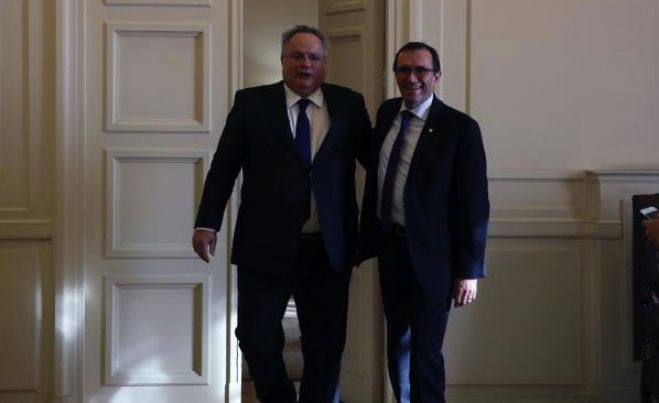 &Delta;&iota;&epsilon;&upsilon;&kappa;&rho;&iota;&nu;ή&sigma;&epsilon;&iota;&sigmaf; &alpha;&pi;ό Έ&iota;&nu;&tau;&epsilon; &zeta;&eta;&tau;ά &tau;&omicron; &epsilon;&lambda;&lambda;&eta;&nu;&iota;&kappa;ό &upsilon;&pi;&omicron;&upsilon;&rho;&gamma;&epsilon;ί&omicron; &Epsilon;&xi;&omega;&tau;&epsilon;&rho;&iota;&kappa;ώ&nu;