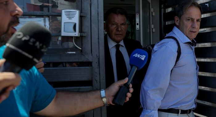 &Epsilon;&lambda;&lambda;ά&delta;&alpha;: &Theta;&omicron;&rho;&upsilon;&beta;&eta;&mu;έ&nu;&omicron;&iota; &omicron;&iota; &beta;&omicron;&upsilon;&lambda;&epsilon;&upsilon;&tau;έ&sigmaf; &tau;&eta;&sigmaf; &Nu;&Delta; &alpha;&pi;ό &tau;&iota;&sigmaf; &sigma;&upsilon;&nu;έ&pi;&epsilon;&iota;&epsilon;&sigmaf; &tau;&eta;&sigmaf; &upsilon;&pi;ό&theta;&epsilon;&sigma;&eta;&sigmaf; &Lambda;&iota;&gamma;&nu;ά&delta;&eta; - &Sigma;&omicron;&beta;&alpha;&rho;έ&sigmaf; &alpha;&nu;&tau;&iota;&delta;&rho;ά&sigma;&epsilon;&iota;&sigmaf; &sigma;&tau;&omicron; &kappa;ό&mu;&mu;&alpha;