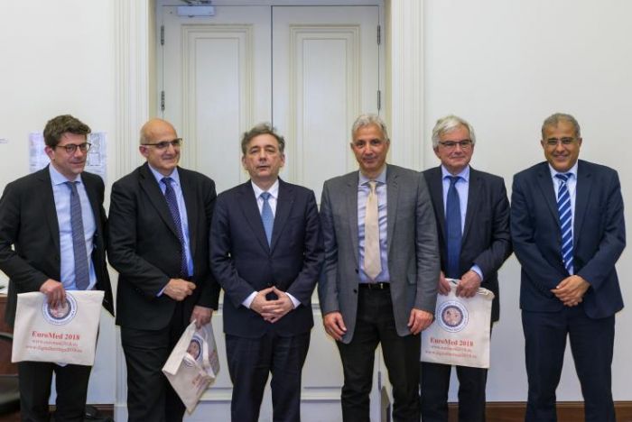 &Tau;&epsilon;&chi;&nu;&omicron;&gamma;&nu;&omega;&sigma;ί&alpha; &alpha;&pi;ό &Kappa;ύ&pi;&rho;&omicron; &gamma;&iota;&alpha; &tau;&eta;&nu; &alpha;&nu;&omicron;&iota;&kappa;&omicron;&delta;ό&mu;&eta;&sigma;&eta; &tau;&eta;&sigmaf; &Pi;&alpha;&nu;&alpha;&gamma;ί&alpha;&sigmaf; &tau;&omega;&nu; &Pi;&alpha;&rho;&iota;&sigma;ί&omega;&nu;