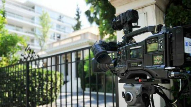 &Pi;&omicron;&lambda;&iota;&tau;&iota;&kappa;&omicron;-&mu;&iota;&nu;&tau;&iota;&alpha;&kappa;ό &beta;&alpha;&rho;έ&lambda;&iota; &chi;&omega;&rho;ί&sigmaf; &pi;ά&tau;&omicron;&hellip;