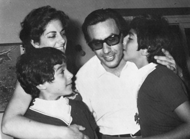 &Eta; &Epsilon;&Omicron;&Kappa;&Alpha; &Beta;&rsquo; &omicron; &Gamma;&rho;ί&beta;&alpha;&sigmaf; &kappa;&alpha;&iota; &eta; &alpha;&pi;&alpha;&gamma;&omega;&gamma;ή &tau;&omicron;&upsilon; &upsilon;&pi;&omicron;&upsilon;&rho;&gamma;&omicron;ύ &Chi;&rho;ί&sigma;&tau;&omicron;&upsilon; &Beta;ά&kappa;&eta; &tau;&omicron;&nu; &Iota;&omicron;ύ&lambda;&eta; 1973