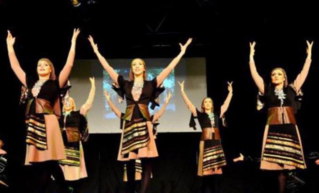 &Pi;&omicron;&lambda;&iota;&tau;&iota;&sigma;&mu;&iota;&kappa;ή &sigma;&upsilon;&nu;ύ&pi;&alpha;&rho;&xi;&eta; &kappa;&alpha;&iota; &alpha;&pi;&omicron;&delta;&omicron;&chi;ή &tau;&eta;&sigmaf; &delta;&iota;&alpha;&phi;&omicron;&rho;&epsilon;&tau;&iota;&kappa;ό&tau;&eta;&tau;&alpha;&sigmaf; &sigma;&tau;&omicron; &Delta;ή&mu;&omicron; &Alpha;&gamma;ί&omicron;&upsilon; &Alpha;&theta;&alpha;&nu;&alpha;&sigma;ί&omicron;&upsilon;