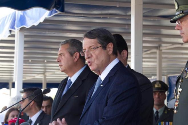 &Theta;&alpha; &sigma;&upsilon;&nu;&epsilon;&chi;ί&sigma;&omicron;&upsilon;&mu;&epsilon; &tau;&iota;&sigmaf; &pi;&rho;&omicron;&sigma;&pi;ά&theta;&epsilon;&iota;&epsilon;&sigmaf; &gamma;&iota;&alpha; &epsilon;&pi;&alpha;&nu;έ&nu;&omega;&sigma;&eta; &tau;&eta;&sigmaf; &pi;&alpha;&tau;&rho;ί&delta;&alpha;&sigmaf; &mu;&alpha;&sigmaf;