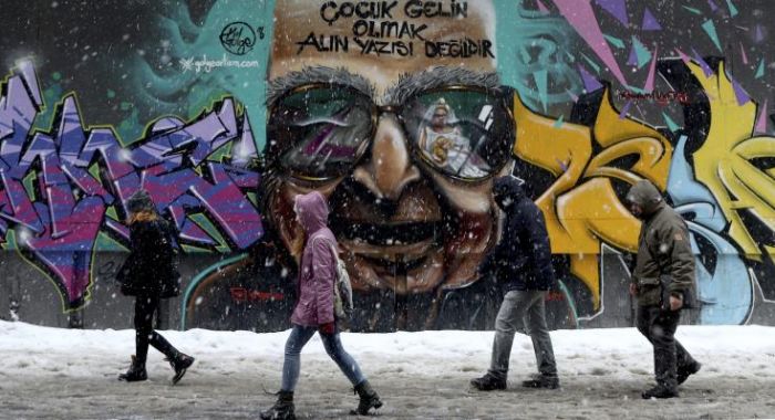 &Tau;&omicron;&upsilon;&rho;&kappa;ί&alpha;: &Alpha;&kappa;ό&mu;&eta; 400 &epsilon;&nu;&tau;ά&lambda;&mu;&alpha;&tau;&alpha; &sigma;ύ&lambda;&lambda;&eta;&psi;&eta;&sigmaf;