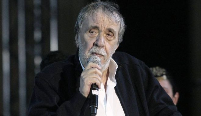 &Delta;&upsilon;&omicron; &nbsp;&chi;&rho;ό&nu;&iota;&alpha; &chi;&omega;&rho;ί&sigmaf; &tau;&omicron;&nu; &Alpha;&nu;&tau;ώ&nu;&eta; &Kappa;&alpha;&lambda;&omicron;&gamma;&iota;ά&nu;&nu;&eta;