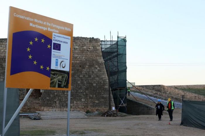 &Sigma;&eta;&mu;&epsilon;ί&omicron; &epsilon;&nu;ό&tau;&eta;&tau;&alpha;&sigmaf; &omicron; &pi;&omicron;&lambda;&iota;&tau;&iota;&sigma;&mu;ό&sigmaf;