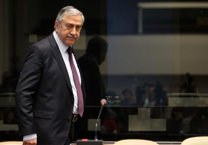 &Theta;&alpha; &pi;&epsilon;&iota; &tau;&iota;&sigmaf; &sigma;&kappa;έ&psi;&epsilon;&iota;&sigmaf; &tau;&omicron;&upsilon; &sigma;&tau;&omicron;&nu; &Gamma;&epsilon;&nu;&iota;&kappa;ό &Gamma;&rho;&alpha;&mu;&mu;&alpha;&tau;έ&alpha;, &delta;&eta;&lambda;ώ&nu;&epsilon;&iota; &omicron; &Alpha;&kappa;&iota;&nu;&tau;&zeta;ί