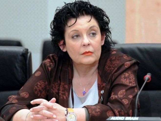 &Kappa;&upsilon;&omicron;&phi;&omicron;&rho;&epsilon;ί&tau;&alpha;&iota; &pi;ό&lambda;&epsilon;&mu;&omicron;&sigmaf; &kappa;&alpha;&iota; ό&chi;&iota; &mu;&epsilon;&sigma;&sigma;ί&alpha;&sigmaf;