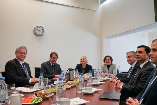 &Delta;&iota;&alpha;&delta;&iota;&kappa;&alpha;&sigma;&tau;&iota;&kappa;ή &sigma;&upsilon;&nu;ά&nu;&tau;&eta;&sigma;&eta; &Alpha;&nu;&alpha;&sigma;&tau;&alpha;&sigma;&iota;ά&delta;&eta; - &Alpha;&kappa;&iota;&nu;&tau;&zeta;ί