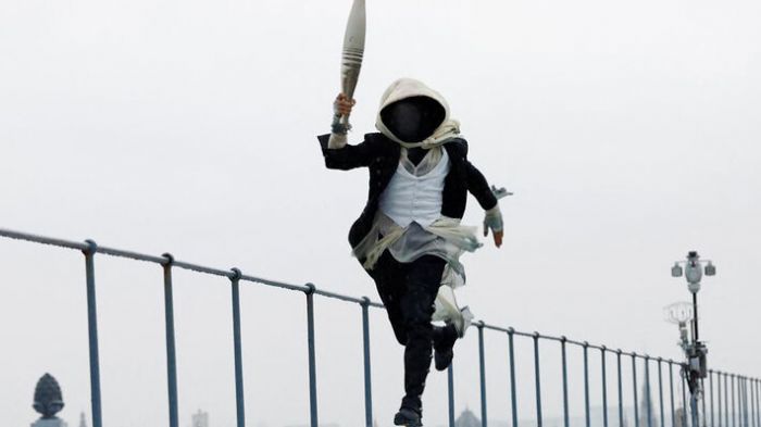 &Delta;&epsilon;&lambda;&phi;&iota;&nu;ά&rho;&iota;&omicron;