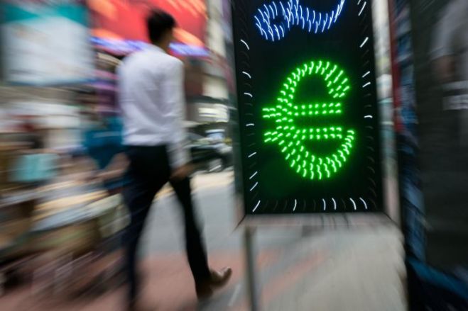 Ό&chi;&iota; &sigma;&tau;&eta; &kappa;&omicron;&iota;&nu;&omicron;&tau;&iota;&kappa;&omicron;&pi;&omicron;ί&eta;&sigma;&eta; &tau;&omega;&nu; &chi;&rho;&epsilon;ώ&nu; &sigma;&tau;&eta;&nu; &Epsilon;&upsilon;&rho;&omega;&zeta;ώ&nu;&eta;