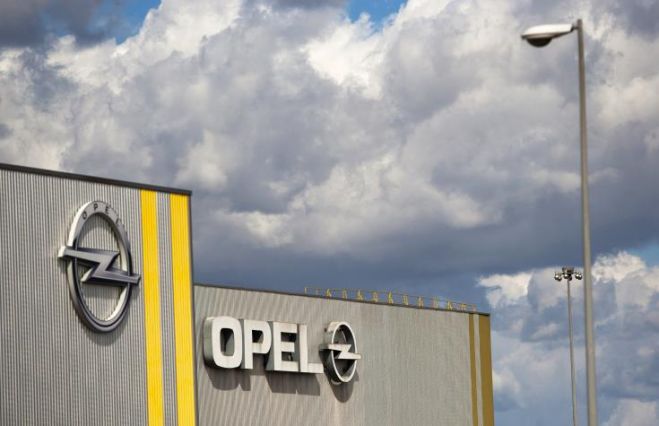 &Eta; PSA &epsilon;&xi;&alpha;&gamma;ό&rho;&alpha;&sigma;&epsilon; &tau;&iota;&sigmaf; Opel &kappa;&alpha;&iota; Vauxhall