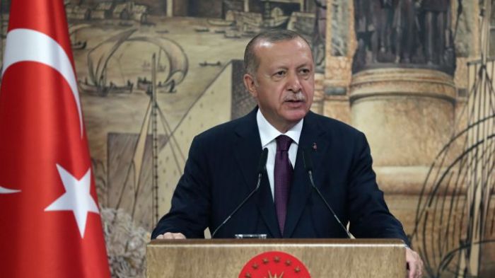 &Tau;&omicron;&upsilon;&rho;&kappa;ί&alpha;: &Pi;&alpha;&gamma;ώ&nu;&omicron;&upsilon;&nu; &omicron;&iota; &delta;&iota;&mu;&epsilon;&rho;&epsilon;ί&sigmaf; &sigma;&chi;έ&sigma;&epsilon;&iota;&sigmaf; &mu;&epsilon; &tau;&eta;&nu; &Alpha;&theta;ή&nu;&alpha;, &lambda;έ&epsilon;&iota; &omicron; &Epsilon;&rho;&nu;&tau;&omicron;&gamma;ά&nu;