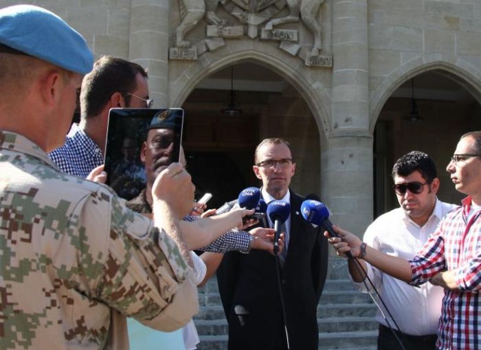 &Sigma;&tau;&eta; &Nu;έ&alpha; &Upsilon;ό&rho;&kappa;&eta; &alpha;&nu;&tau;ί &sigma;&tau;&eta;&nu; Ά&gamma;&kappa;&upsilon;&rho;&alpha; &mu;&epsilon;&tau;&alpha;&beta;&alpha;ί&nu;&epsilon;&iota; &mu;&epsilon;&tau;ά &tau;&eta;&nu; &Alpha;&theta;ή&nu;&alpha; &omicron; Έ&iota;&nu;&tau;&epsilon;