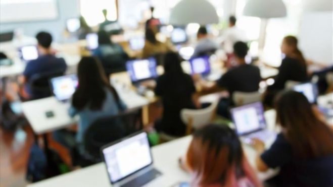 &Sigma;&tau;&eta;&nu; &Epsilon;&lambda;&lambda;ά&delta;&alpha; &tau;&omicron;&upsilon; &Kappa;&upsilon;&rho;&iota;ά&kappa;&omicron;&upsilon; &Mu;&eta;&tau;&sigma;&omicron;&tau;ά&kappa;&eta;: Έ&nu;&alpha;&sigmaf; &sigma;&tau;&omicron;&upsilon;&sigmaf; &tau;&rho;&epsilon;&iota;&sigmaf; &iota;&delta;&iota;&omega;&tau;&iota;&kappa;&omicron;ύ&sigmaf; &upsilon;&pi;&alpha;&lambda;&lambda;ή&lambda;&omicron;&upsilon;&sigmaf; &mu;&epsilon; &mu;&iota;&sigma;&theta;ό 480 &epsilon;&upsilon;&rho;ώ!