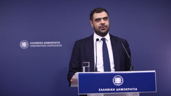 &Eta; &alpha;&nu;&tau;&iota;&kappa;&omicron;&mu;&mu;&omicron;&upsilon;&nu;&iota;&sigma;&tau;&iota;&kappa;ή &pi;&rho;&omicron;&pi;&alpha;&gamma;ά&nu;&delta;&alpha; &tau;&eta;&sigmaf; &kappa;&upsilon;&beta;έ&rho;&nu;&eta;&sigma;&eta;&sigmaf; &Mu;&eta;&tau;&sigma;&omicron;&tau;ά&kappa;&eta;