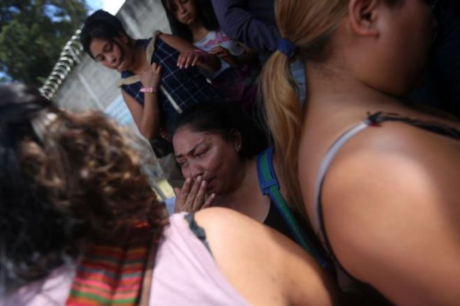 22 &kappa;&omicron;&rho;ί&tau;&sigma;&iota;&alpha; &nu;&epsilon;&kappa;&rho;ά &alpha;&pi;ό &pi;&upsilon;&rho;&kappa;&alpha;&gamma;&iota;ά &sigma;&epsilon; &kappa;έ&nu;&tau;&rho;&omicron; &phi;&iota;&lambda;&omicron;&xi;&epsilon;&nu;ί&alpha;&sigmaf; &sigma;&tau;&eta; &Gamma;&omicron;&upsilon;&alpha;&tau;&epsilon;&mu;ά&lambda;&alpha;