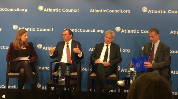 &Epsilon;&pi;&iota;&sigma;&tau;&rho;&omicron;&phi;ή &tau;&omega;&nu; &eta;&gamma;&epsilon;&tau;ώ&nu; &sigma;&tau;&iota;&sigmaf; &sigma;&upsilon;&nu;&omicron;&mu;&iota;&lambda;ί&epsilon;&sigmaf;, &beta;&lambda;έ&pi;&epsilon;&iota; &omicron; Έ&iota;&nu;&tau;&epsilon;