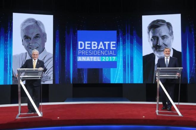 &Omicron;&iota; &Chi;&iota;&lambda;&iota;&alpha;&nu;&omicron;ί &sigma;ή&mu;&epsilon;&rho;&alpha; &sigma;&tau;&iota;&sigmaf; &kappa;ά&lambda;&pi;&epsilon;&sigmaf;