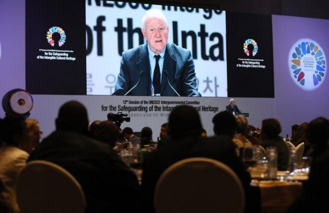 &Tau;&omicron; &Rho;&epsilon;&mu;&pi;έ&tau;&iota;&kappa;&omicron; &sigma;&tau;&omicron;&nu; &Kappa;&alpha;&tau;ά&lambda;&omicron;&gamma;&omicron; Ά&upsilon;&lambda;&eta;&sigmaf; &Pi;&omicron;&lambda;&iota;&tau;&iota;&sigma;&tau;&iota;&kappa;ή&sigmaf; &Kappa;&lambda;&eta;&rho;&omicron;&nu;&omicron;&mu;&iota;ά&sigmaf;