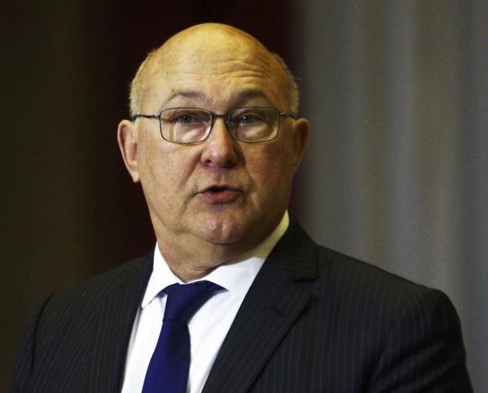 &Tau;&omicron; &Delta;&Nu;&Tau; &zeta;&eta;&tau;ά &delta;έ&sigma;&mu;&epsilon;&upsilon;&sigma;&eta; &alpha;&nu;&tau;&iota;&pi;&omicron;&lambda;ί&tau;&epsilon;&upsilon;&sigma;&eta;&sigmaf; &gamma;&iota;&alpha; &sigma;&upsilon;&mu;&phi;&omega;&nu;ί&alpha; &mu;&epsilon; &Epsilon;&lambda;&lambda;ά&delta;&alpha;