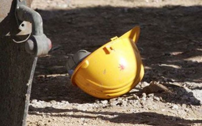 &Iota;&Tau;&Alpha;&Lambda;&Iota;&Alpha;: &Alpha;&upsilon;&xi;ά&nu;&omicron;&nu;&tau;&alpha;&iota; &tau;&alpha; &epsilon;&rho;&gamma;&alpha;&tau;&iota;&kappa;ά &laquo;&alpha;&tau;&upsilon;&chi;ή&mu;&alpha;&tau;&alpha;&raquo;