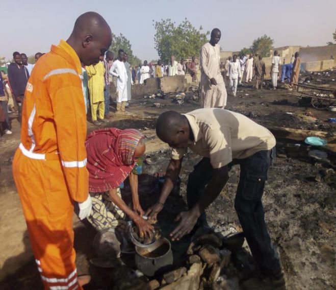 &Mu;έ&lambda;&eta; &tau;&eta;&sigmaf; &Mu;&pi;ό&kappa;&omicron; &Chi;&alpha;&rho;ά&mu; &delta;&omicron;&lambda;&omicron;&phi;ό&nu;&eta;&sigma;&alpha;&nu; 25 &xi;&upsilon;&lambda;&omicron;&kappa;ό&pi;&omicron;&upsilon;&sigmaf;