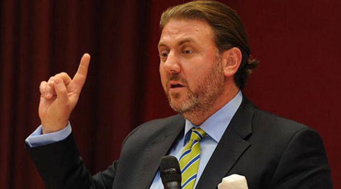 &Mu;&pi;&omicron;&upsilon;&lambda;&omicron;ύ&tau;: &Delta;&epsilon;&nu; &upsilon;&pi;ά&rho;&chi;&epsilon;&iota; &pi;&lambda;έ&omicron;&nu; &epsilon;&upsilon;&rho;&omega;&pi;&alpha;ϊ&kappa;ή &lambda;ύ&sigma;&eta; &gamma;&iota;&alpha; &tau;&eta;&nu; &Kappa;ύ&pi;&rho;&omicron;