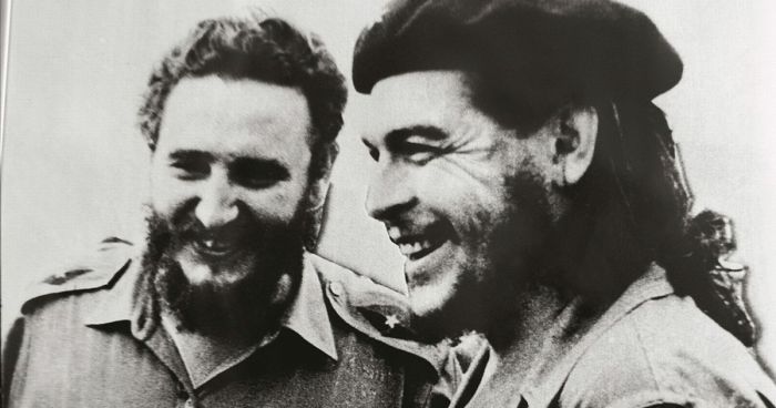 2 &Delta;&epsilon;&kappa;&epsilon;&mu;&beta;&rho;ί&omicron;&upsilon; 1956: &Kappa;ά&sigma;&tau;&rho;&omicron; &kappa;&alpha;&iota; &Gamma;&kappa;&epsilon;&beta;ά&rho;&alpha; &alpha;&pi;&omicron;&beta;&iota;&beta;ά&zeta;&omicron;&nu;&tau;&alpha;&iota; &sigma;&tau;&eta;&nu; &Kappa;&omicron;ύ&beta;&alpha; &mu;&epsilon; &tau;&omicron; &laquo;&Gamma;&kappa;&rho;ά&nu;&mu;&alpha;&raquo;