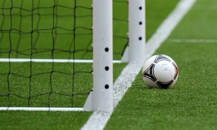 &Epsilon;&lambda;&lambda;ά&delta;&alpha;: &Epsilon;&pi;΄ &alpha;&omicron;́&rho;&iota;&sigma;&tau;&omicron;&nu; &delta;&iota;&alpha;&kappa;&omicron;&pi;&eta;́ &tau;&omicron;&upsilon; &pi;&rho;&omega;&tau;&alpha;&theta;&lambda;&eta;́&mu;&alpha;&tau;&omicron;&sigmaf; &pi;&omicron;&delta;&omicron;&sigma;&phi;&alpha;&iota;́&rho;&omicron;&upsilon;