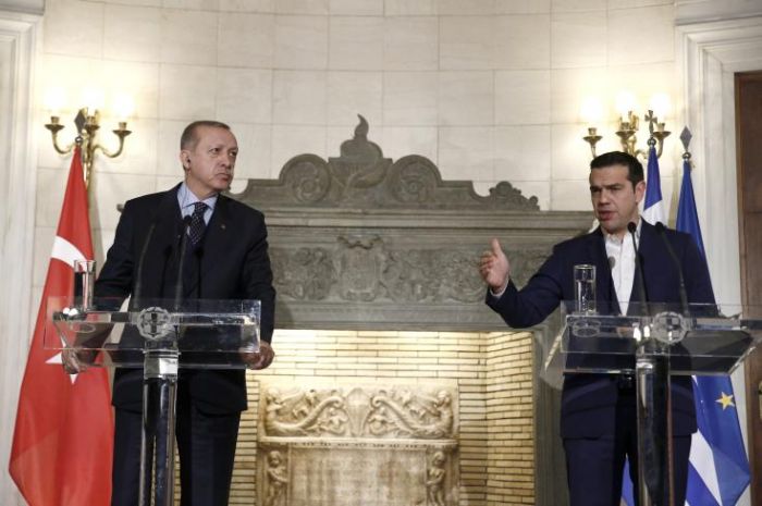 &Lambda;ύ&sigma;&eta; &sigma;&tau;&eta; &beta;ά&sigma;&eta; &tau;&eta;&sigmaf; &Delta;&Delta;&Omicron; &kappa;&alpha;&iota; &epsilon;&nu;&tau;ό&sigmaf; &tau;&omicron;&upsilon; &pi;&lambda;&alpha;&iota;&sigma;ί&omicron;&upsilon; &Gamma;&kappa;&omicron;&upsilon;&tau;έ&rho;&epsilon;&sigmaf;