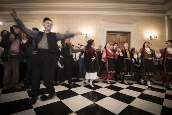 &Alpha;&pi;ό &tau;&alpha; &chi;&epsilon;&lambda;&iota;&delta;&omicron;&nu;ί&sigma;&mu;&alpha;&tau;&alpha; &sigma;&tau;&eta;&nu; &alpha;&rho;&chi;&alpha;&iota;ό&tau;&eta;&tau;&alpha; &sigma;&tau;&alpha; &kappa;ά&lambda;&alpha;&nu;&tau;&alpha; &tau;&omega;&nu; &Chi;&rho;&iota;&sigma;&tau;&omicron;&upsilon;&gamma;έ&nu;&nu;&omega;&nu; &kappa;&alpha;&iota; &tau;&eta;&sigmaf; &Pi;&rho;&omega;&tau;&omicron;&chi;&rho;&omicron;&nu;&iota;ά&sigmaf;