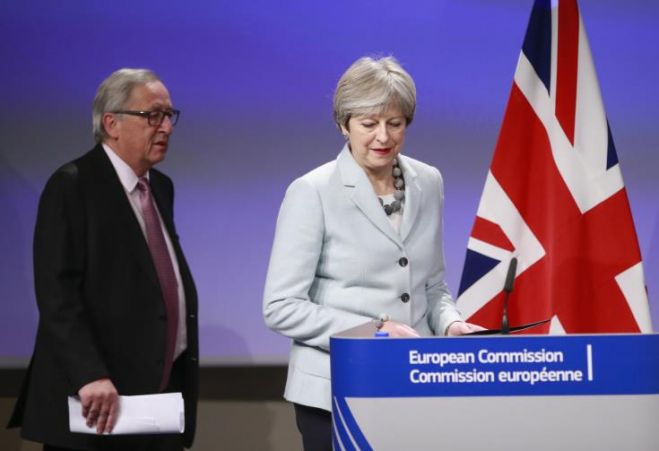 &Tau;&iota;&sigmaf; &lambda;&epsilon;&pi;&tau;&omicron;&mu;έ&rho;&epsilon;&iota;&epsilon;&sigmaf; &tau;&eta;&sigmaf; &sigma;&upsilon;&mu;&phi;&omega;&nu;ί&alpha;&sigmaf; &Epsilon;&Epsilon; - &Eta;&Beta; &pi;&alpha;&rho;&omicron;&upsilon;&sigma;ί&alpha;&sigma;&alpha;&nu; &Gamma;&iota;&omicron;ύ&nu;&kappa;&epsilon;&rho; &kappa;&alpha;&iota; &Mu;έ&iota;