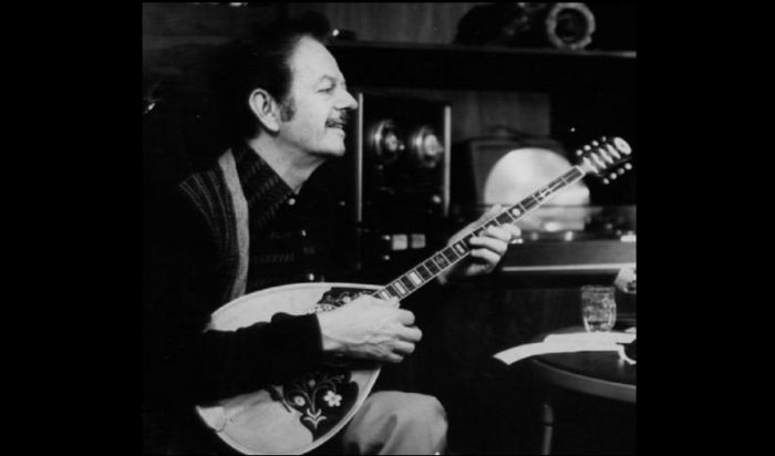 &Tau;&sigma;&iota;&tau;&sigma;ά&nu;&eta;&sigmaf; &kappa;&alpha;&iota; &pi;ά&lambda;&iota; &Tau;&sigma;&iota;&tau;&sigma;ά&nu;&eta;&sigmaf;!