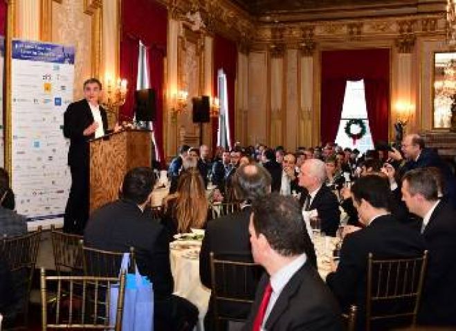 &Alpha;&nu;&alpha;&tau;&omicron;&lambda;&iota;&kappa;ή &Mu;&epsilon;&sigma;ό&gamma;&epsilon;&iota;&omicron;&sigmaf;: &Sigma;&tau;&alpha;&upsilon;&rho;&omicron;&delta;&rho;ό&mu;&iota; &alpha;&nu;&tau;&alpha;&gamma;&omega;&nu;&iota;&sigma;&tau;&iota;&kappa;ώ&nu; &sigma;&upsilon;&mu;&phi;&epsilon;&rho;ό&nu;&tau;&omega;&nu; &kappa;&alpha;&iota; &sigma;&chi;&epsilon;&delta;&iota;&alpha;&sigma;&mu;ώ&nu;