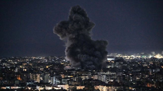 &Alpha;&nu;&epsilon;&pi;ί&sigma;&tau;&rho;&epsilon;&pi;&tau;&eta; &pi;&omicron;&rho;&epsilon;ί&alpha;