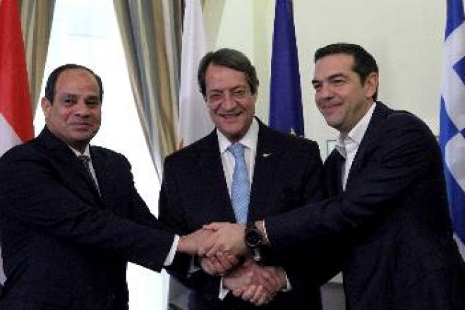 &Epsilon;&nu;&epsilon;&rho;&gamma;&epsilon;&iota;&alpha;&kappa;ά &kappa;&alpha;&iota; &sigma;&tau;&rho;&alpha;&tau;&iota;&omega;&tau;&iota;&kappa;ά &sigma;&chi;έ&delta;&iota;&alpha; &laquo;&epsilon;&iota;&sigmaf; &sigma;ά&rho;&kappa;&alpha;&nu; &mu;ί&alpha;&nu;&raquo;